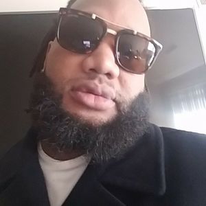 Meet your Posher, Bernard